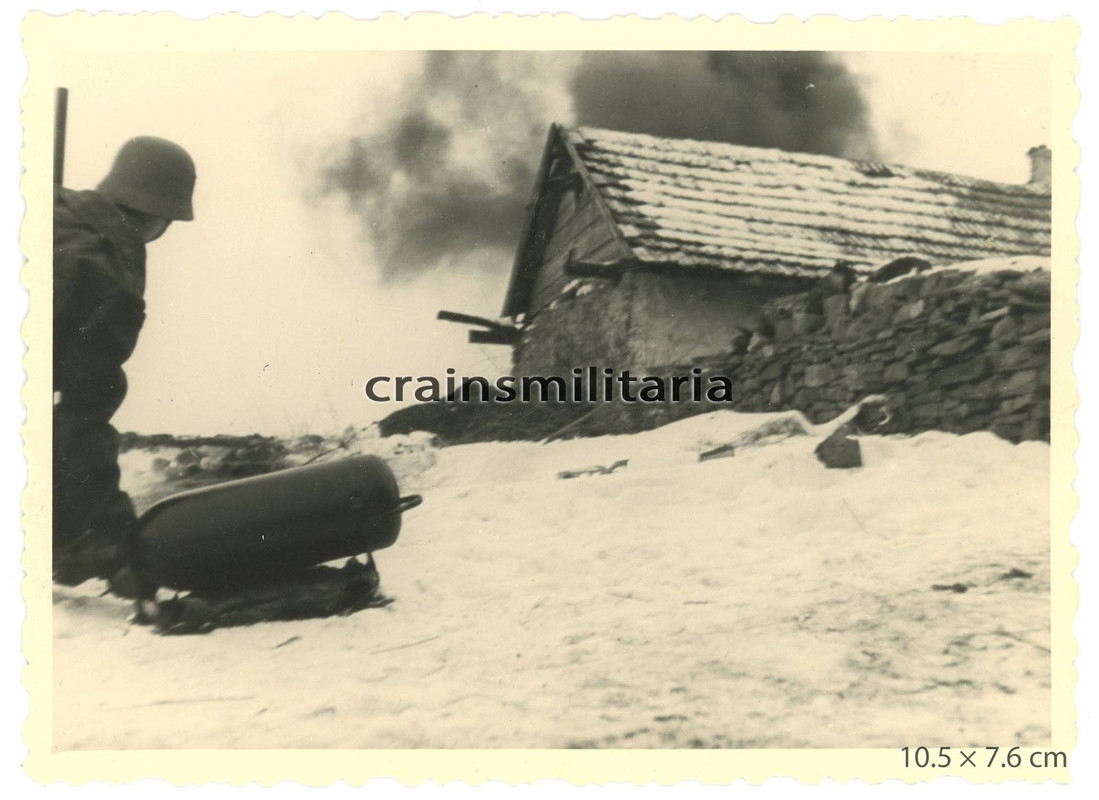 Orig. Foto Gebirgsjäger Geb.Pi.Btl.54 mit FLAMMENWERFER b. Kampf in Ukraine 1941 (2)