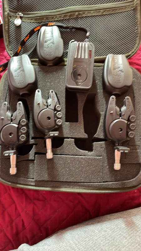 AC1B4CE5-2453-4EBF-8346-75A204050DBF