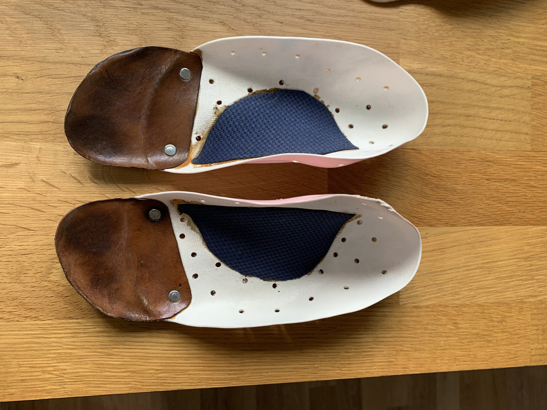 C301B343-9B83-4C1E-A51F-CE12D20CFF6D