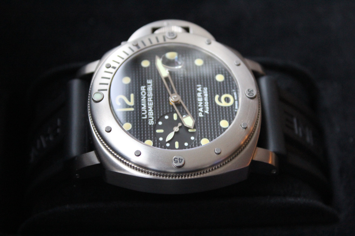 FS Panerai Luminor Submersible PAM 25 TRITIUM DIAL TITANIUM