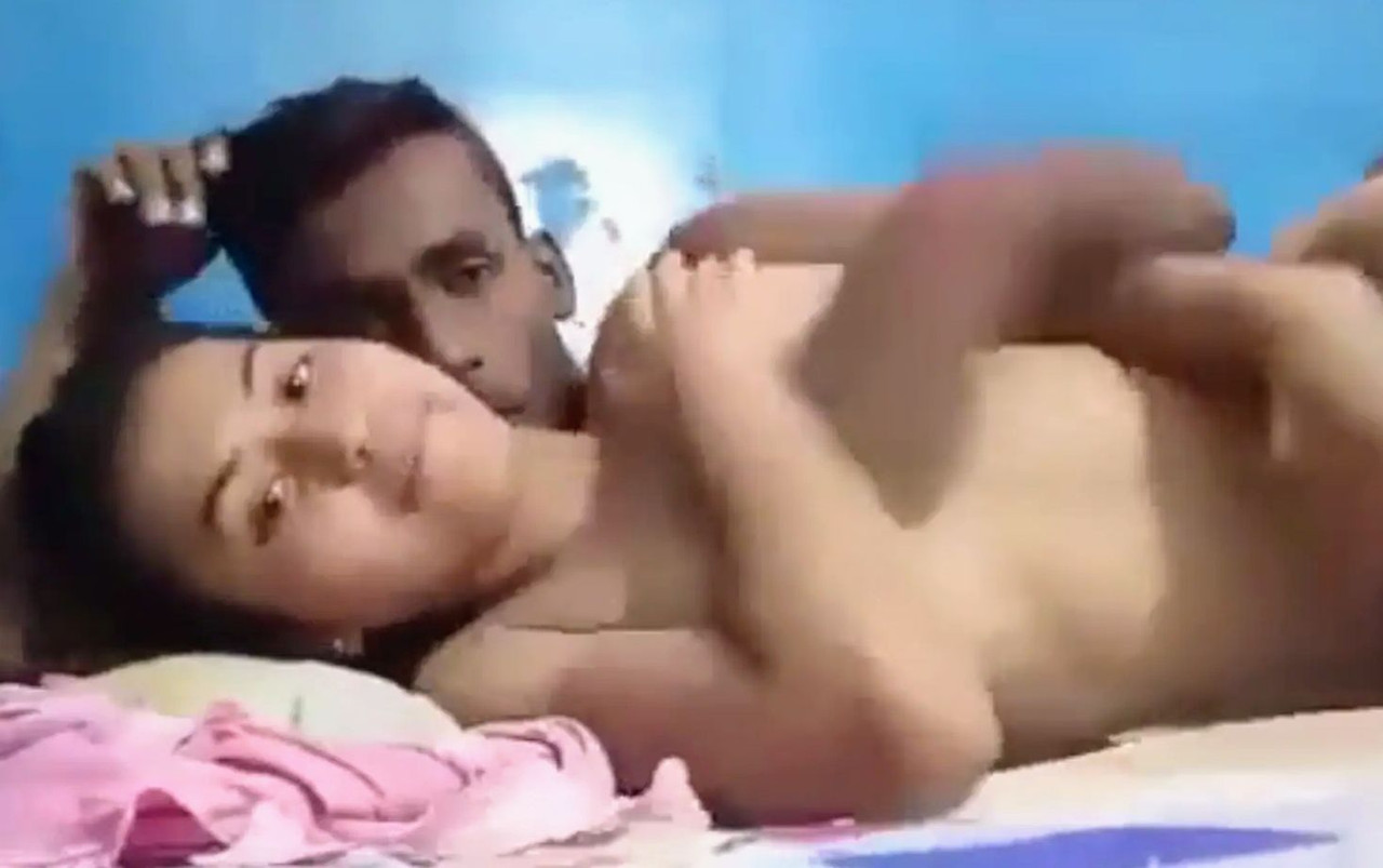 Desi guy teaching sex to shy village cousin girl exclusive
