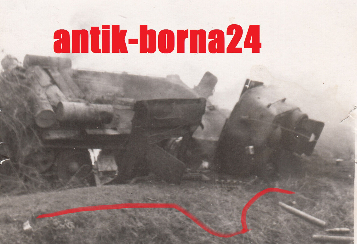 Foto Soldat Panzer Tank Sturmgeschütz Stug Abt. T-34 Panzer Kampf Rußland