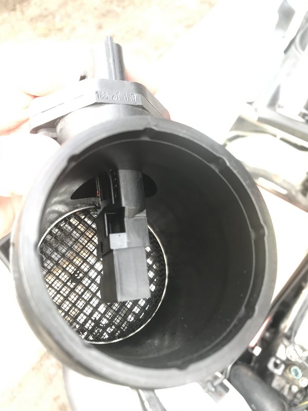 4ADE0B8B-CC30-4272-B51E-A4B7BC3CAF0D