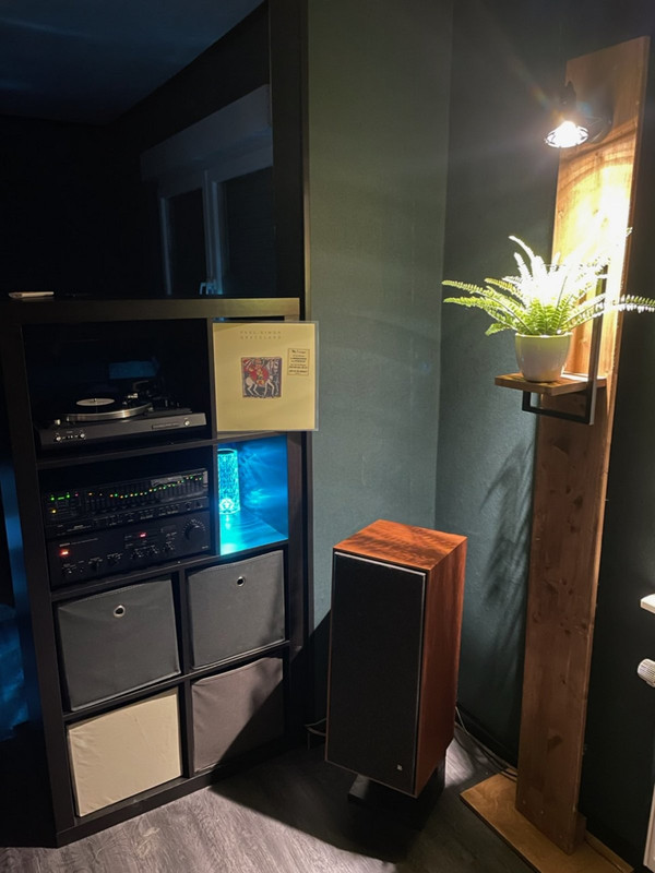 9EB70FFD-C88B-4641-81F6-5171E16B6601