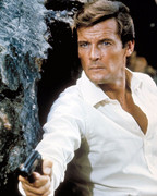roger-moore-c44
