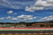 [Imagen: f1-gp-portogallo-sabato-qualifiche-35.jpg]