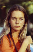 peggy-lipton-b22