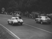 24 HEURES DU MANS YEAR BY YEAR PART ONE 1923-1969 - Page 49 60lm02-Chevrolet-Corvette-Richard-Thompson-Fred-Windridge-10