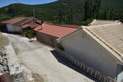 Douka-Bryse-(7)