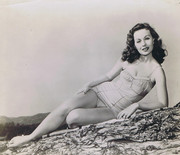 Jeanne-Crain-b10