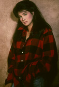 connie-sellecca-b10