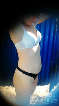 [Image: Voyeur33965143150.jpg]