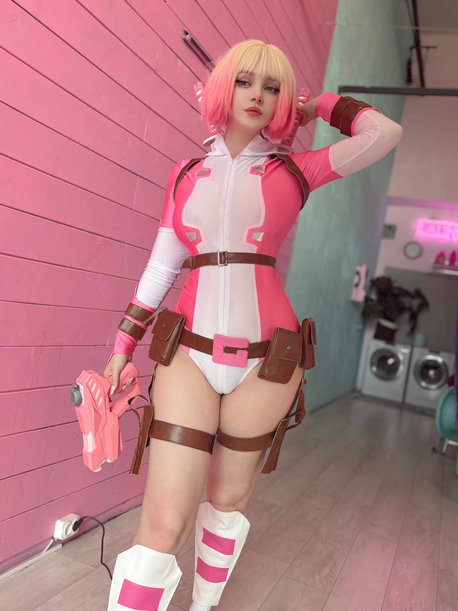 Ulichan超清写真集 Gwenpool｜4K高画质套图 62P（767MB）插图9