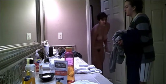 [Image: Voyeur22145100509.jpg]