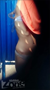 [Image: Voyeur9445130820.jpg]