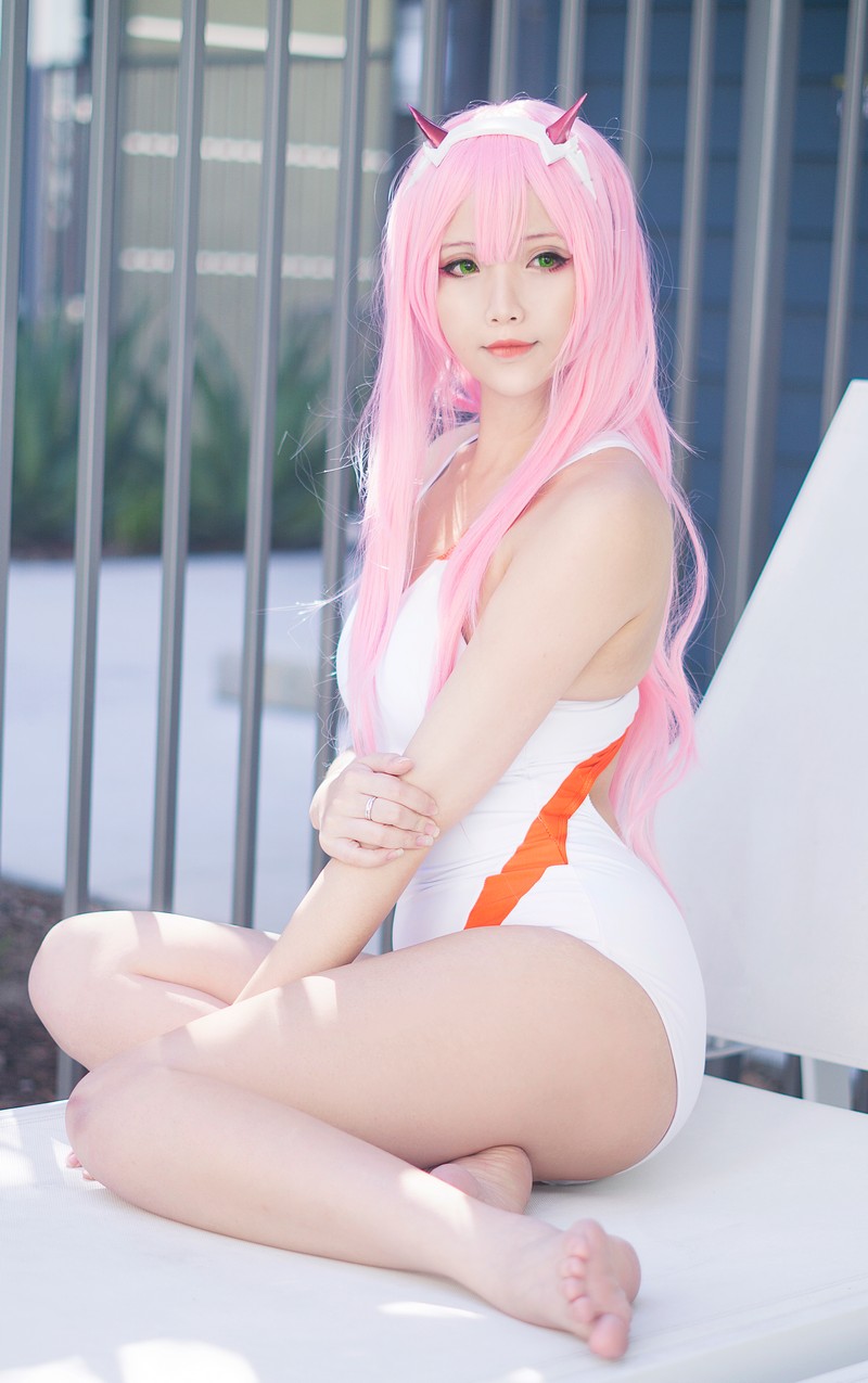 Hana Bunny 02泳装 Cosplay写真｜Zero Two Swimsuit 高清图片合集[8P-84.1M]插图1