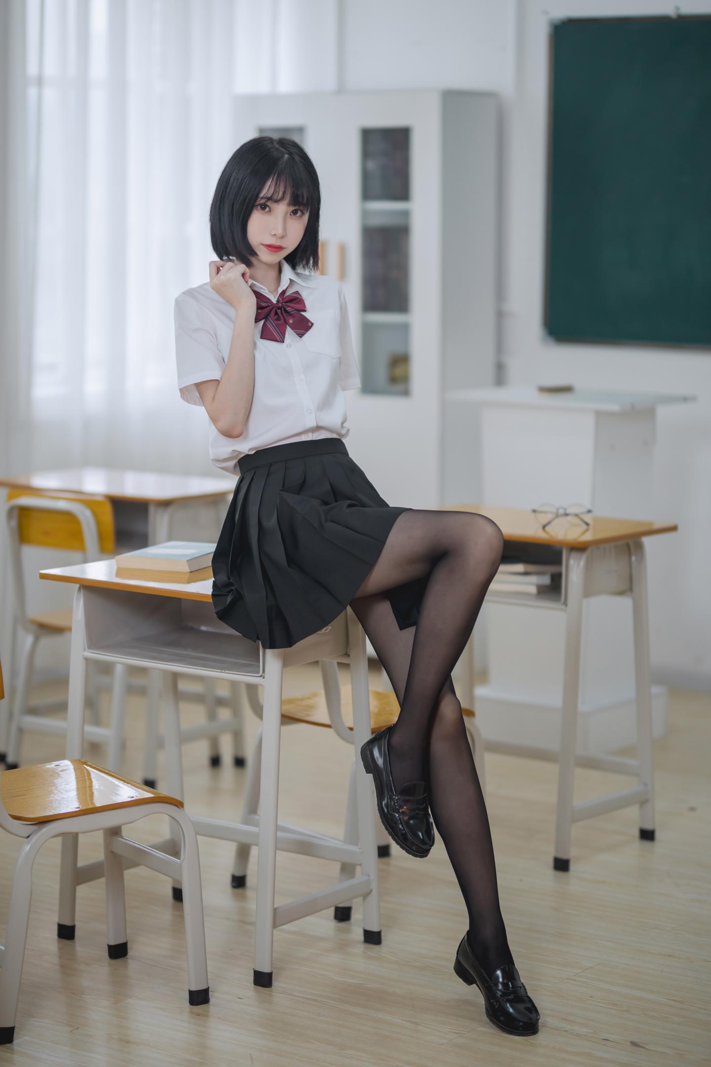 许岚LAN NO.001 教室JK黑丝 16