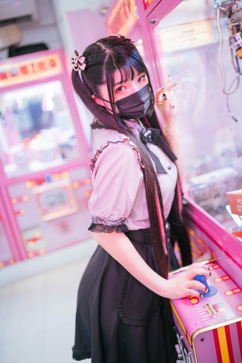 落落Raku Night Lily 神待少女主题写真 88P+1V插图
