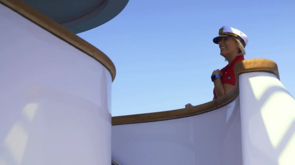 [Image: umz731flixu5.jpg]