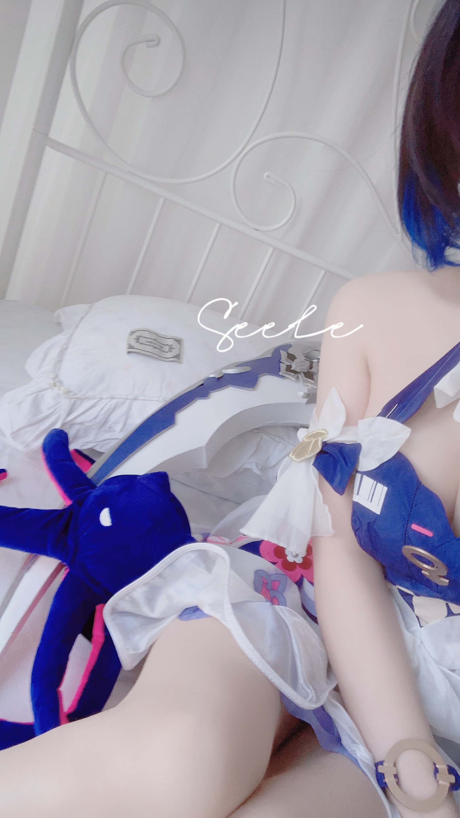 Seele麦麦彼岸浪花 Cosplay｜经典希儿海边高清写真（82P-460MB插图7