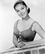 yvonne-craig-140