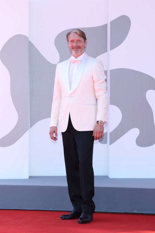 Venezia 80, le pagelle ai look sul terzo red carpet Venezia 80, le pagelle ai look sul terzo red carpet