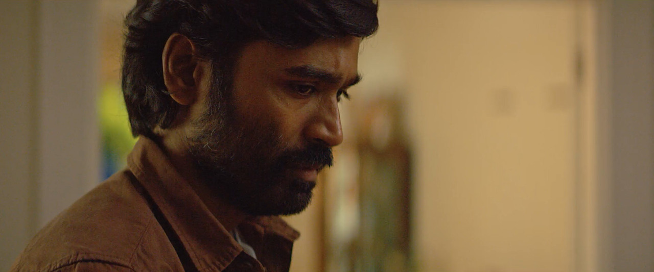 Jagame Thandhiram 2021 WebRip [Hindi + Tamil + Telugu + Malayalam + Kannada] 480p, 720p, 1080p ESub Screenshot