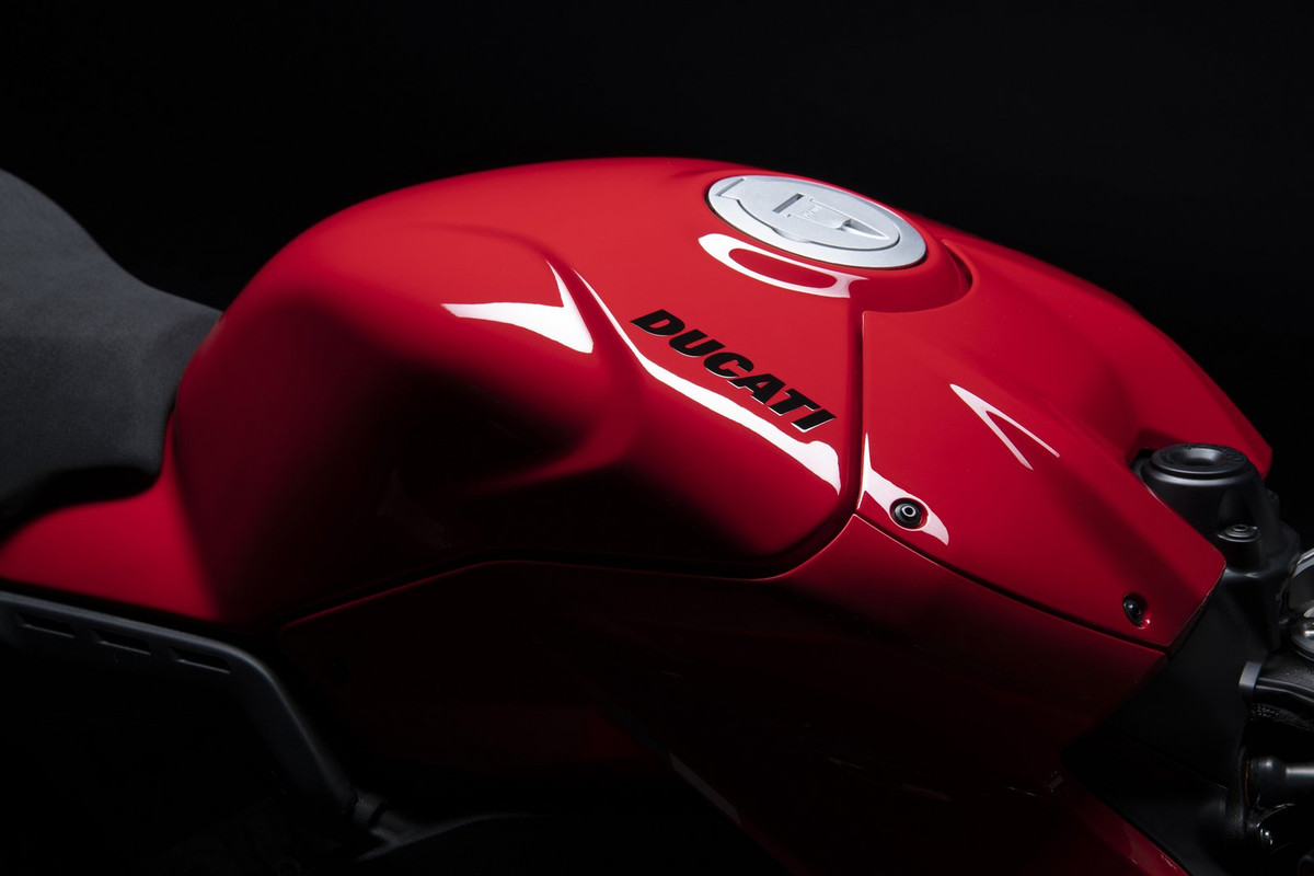 Супербайк Ducati Panigale V4 2022