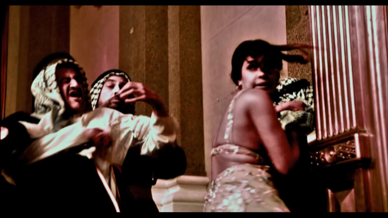 priyanka-quantico-wmv-snapshot-00-21-392