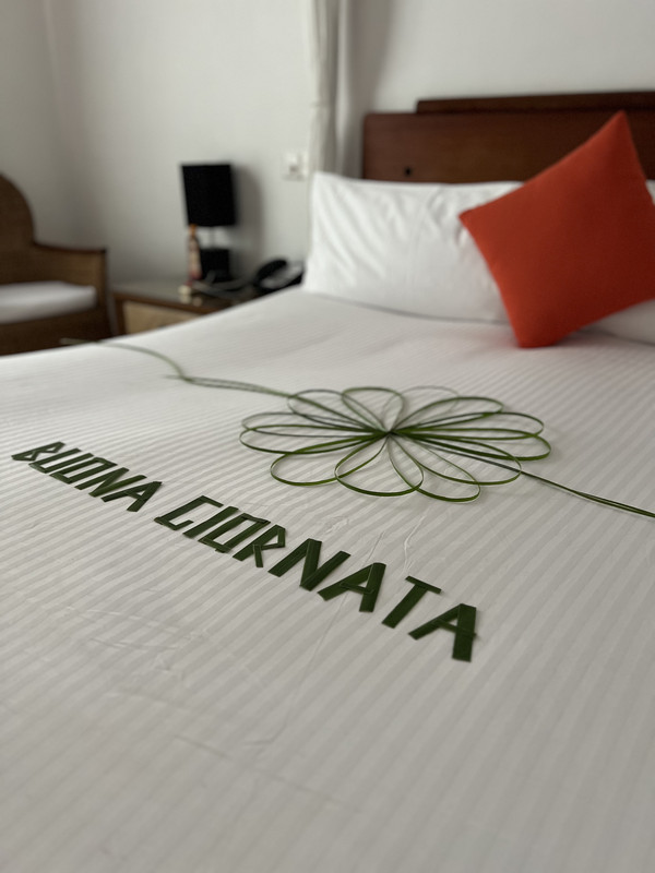 A5A001DA-F5A3-4C0E-871F-3F906E63FC68