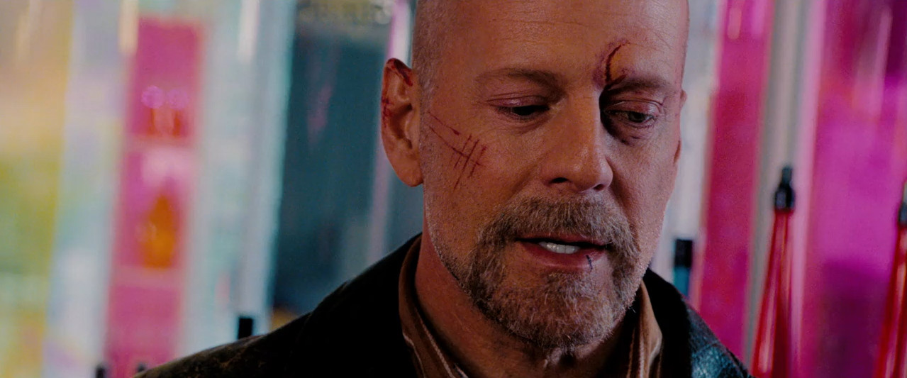Surrogates 2009 BluRay [Hindi + English] 480p 720p ESub Screenshot