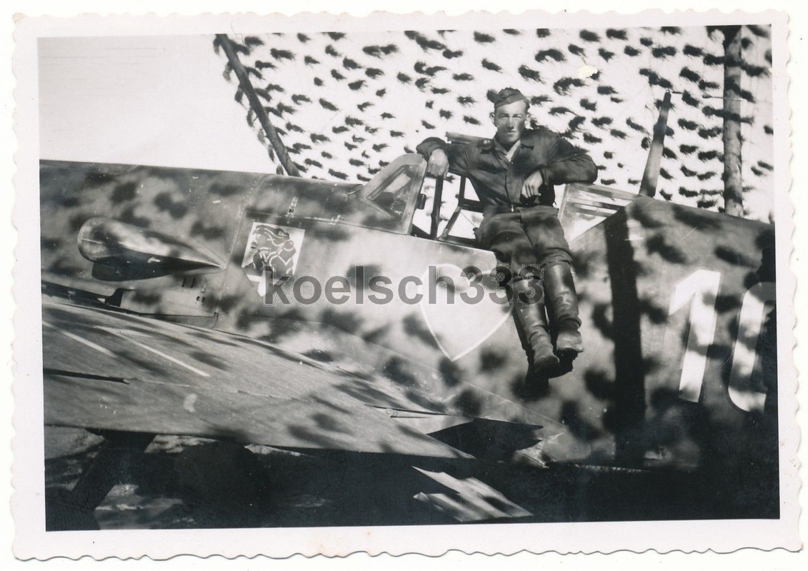 Foto Messerschmitt Bf 109 Flugzeug JG 54 Grünher