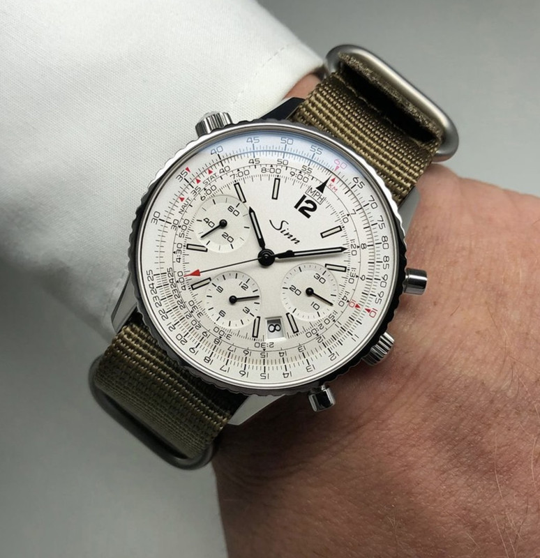 08DFF562-A2CB-49CC-97E3-90DFBA5D2134