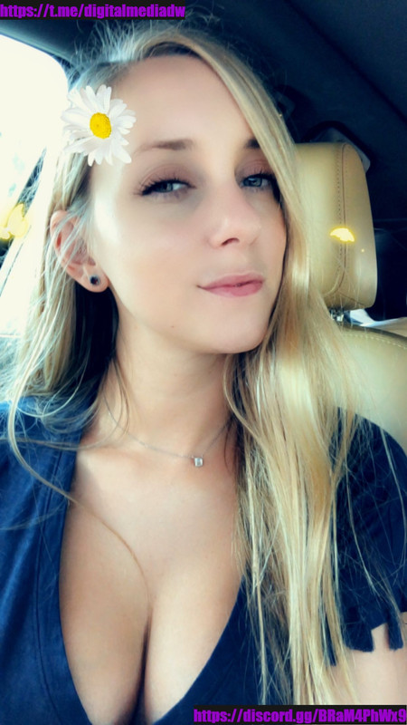 [Image: Snapchat-1339640778.jpg]