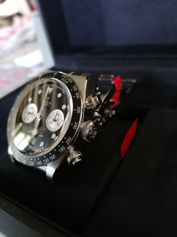 Moi aussi j'ai craqué.... BB chrono black IMG-20210422-180001