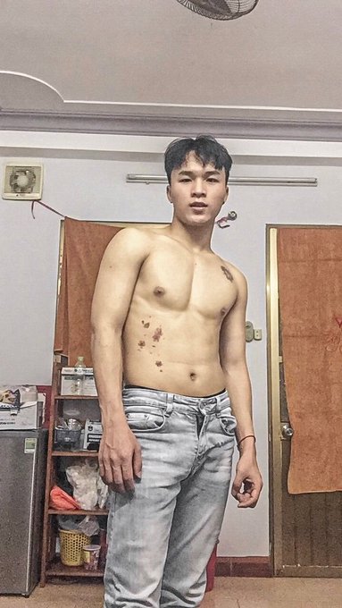 Ai thịt bé bot này chưa? Bé ở quận 4, non xanh