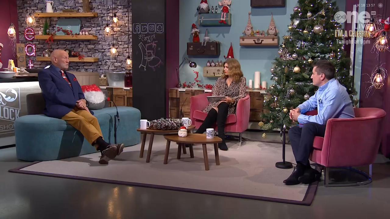 11.30 - 18.00.00 - The Six O'Clock Show. Fast paced, witty chat show ....ts_snapshot_12.22.154