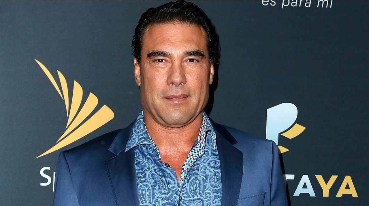 Eduardo Yáñez abre su corazón sobre lo duro que fue su infancia al crecer en la cárcel