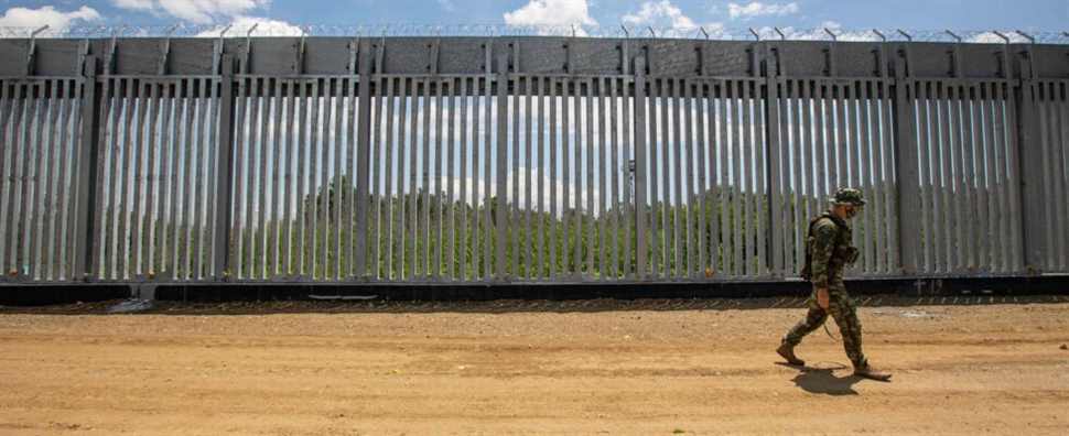 Is-the-construction-of-walls-at-the-borders-of-Europe-980x400