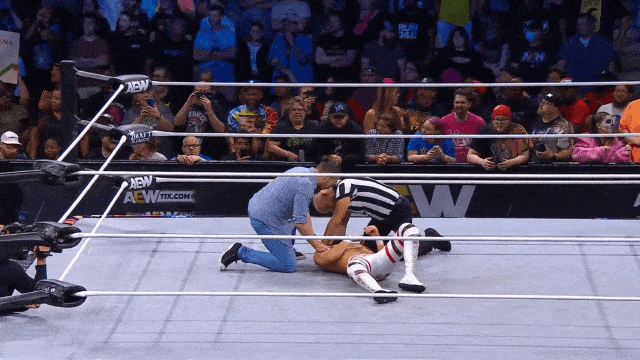 aew_20240814_ss_bd_housecall