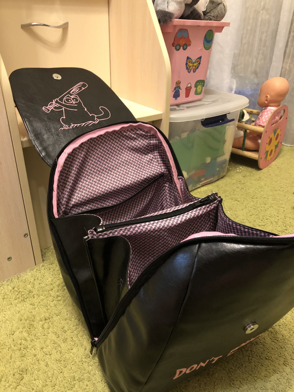 FCEC44C7-F8C5-42AD-BFBF-B542F7288595