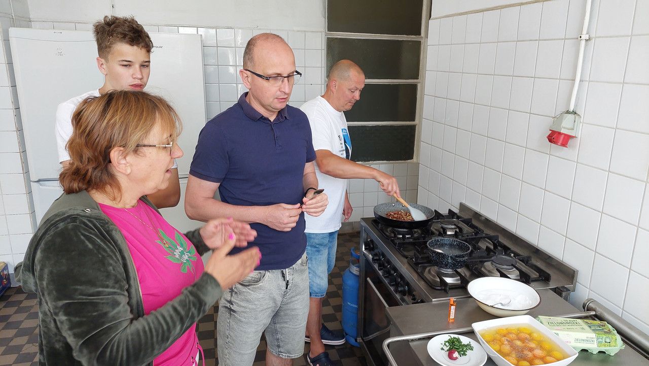 16 04 20250621 082706 (Tomasz K)