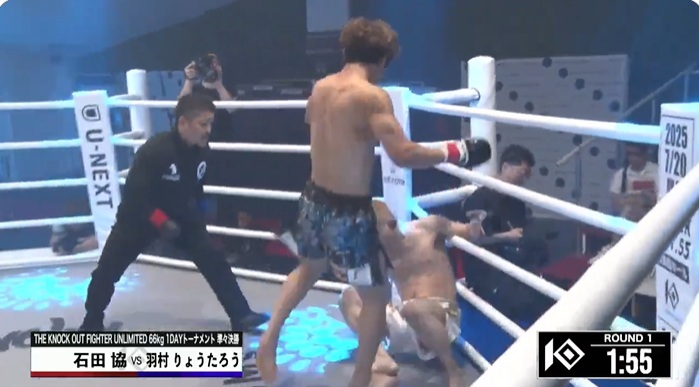 Тежки нокаути на кикбокс събитие без правила в Япония