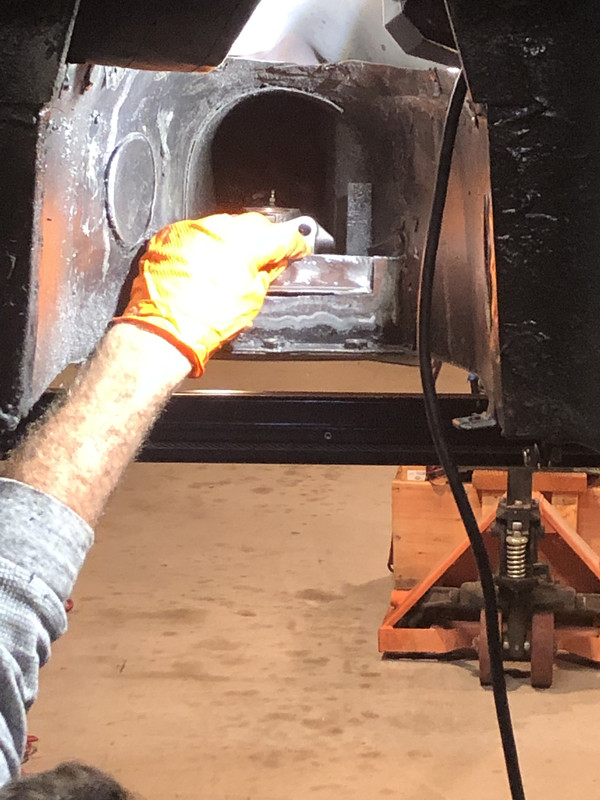 2F77E664-333C-4742-AC67-E9D9DA2CDFDF