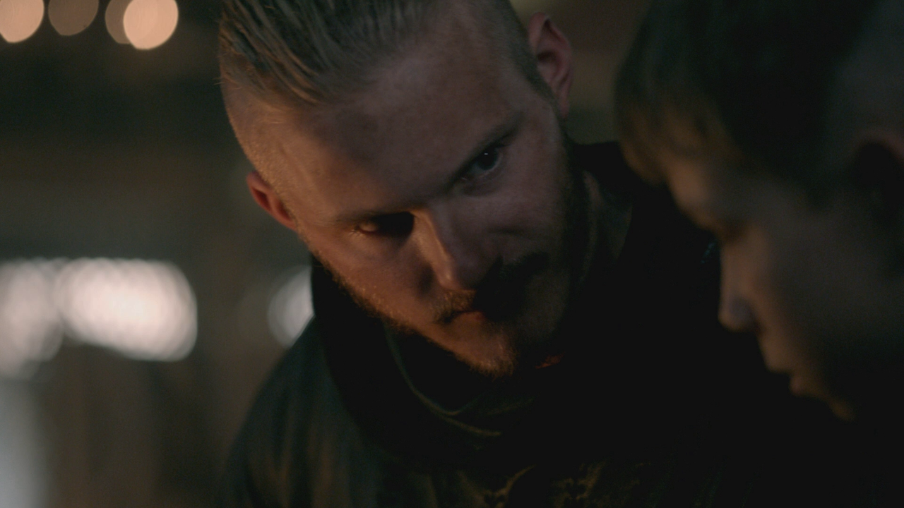 Vikings.S04E01.A.Good.Treason.1080p.BluRay.REMUX.mkv_20230207_202109.234