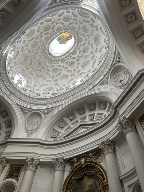 Sofía - Roma. Un viaje combinado para estas Navidades. - Blogs de Europa - Año Nuevo 2025 ¡Qué mejor que empezarlo en Roma! (15)