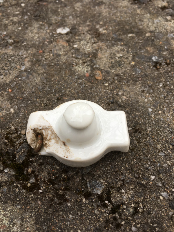 F4C749F3-1698-4AD1-B1C4-4A251D54917A