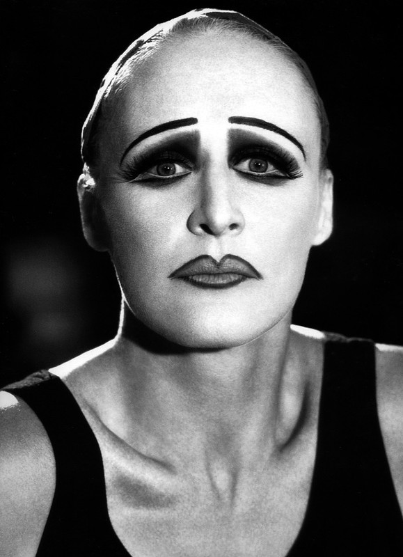 How many actors do their own makeup?