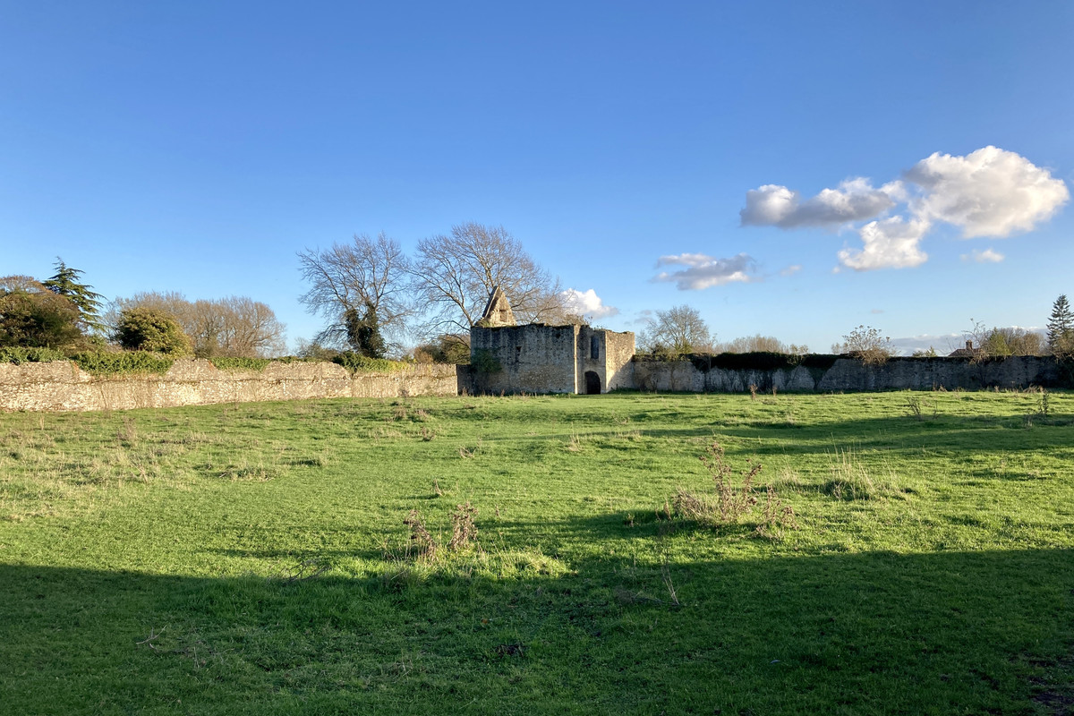 E1E75B1D-70B5-4D2F-B3DD-A8FB96B4A266