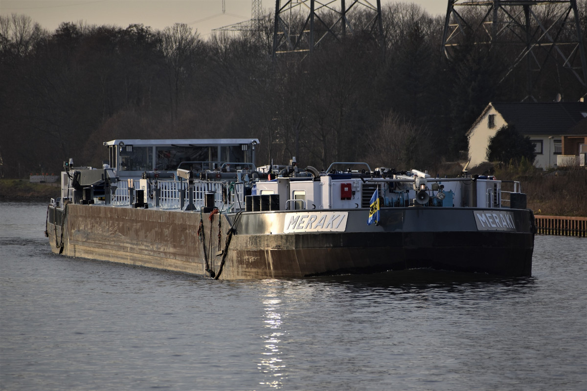 2023.02.15b2 MERAKI (1940x1293)